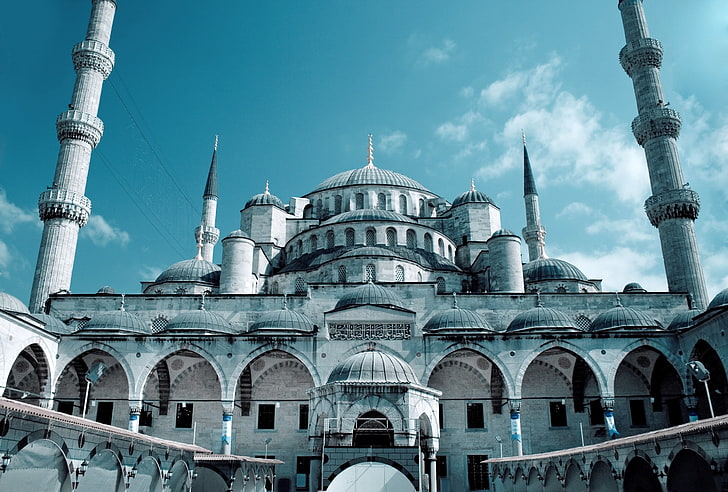 Blue Mosque (Sultanahmet Camii)
