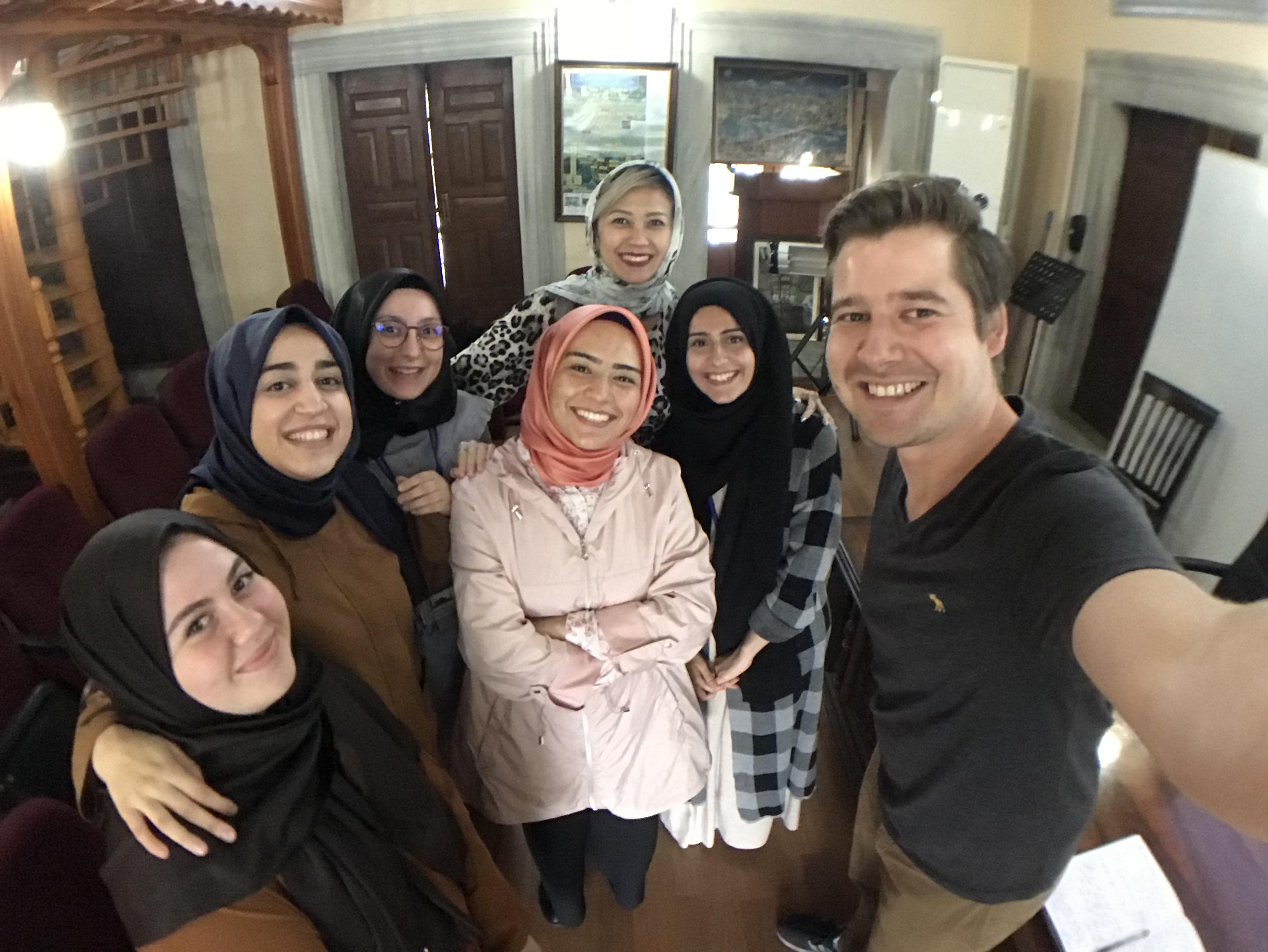 Istanbul Mosques volunteers